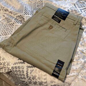 NWT Banana Republic - Mason Stretch Chino - Khaki 31W/34L